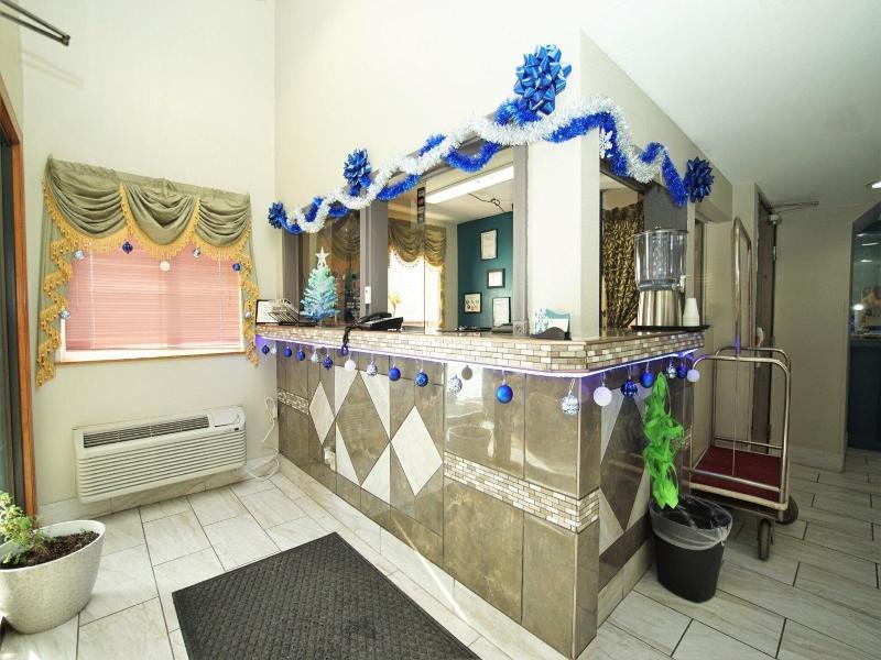 Americas Best Value Inn Faribault