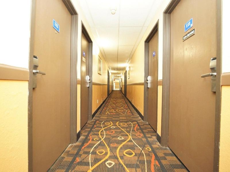Americas Best Value Inn Faribault