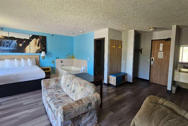 Days Inn by Wyndham Ozark Springfield image