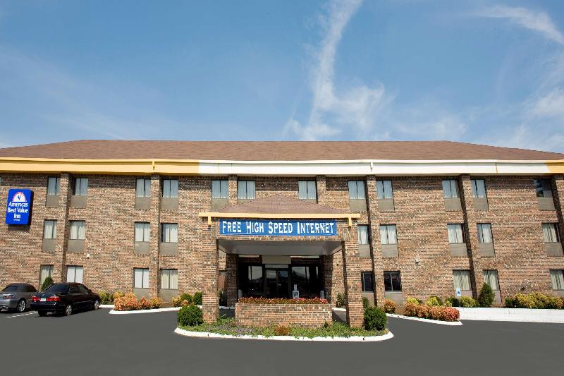 Americas Best Value Inn McMinnville image