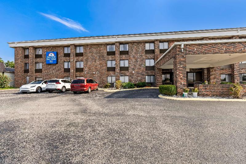 Americas Best Value Inn McMinnville image