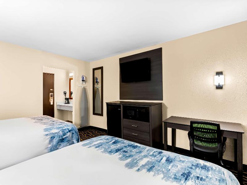 Americas Best Value Inn McMinnville image 8