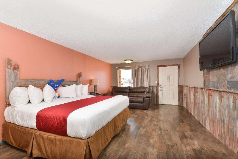 Americas Best Value Inn Wall image