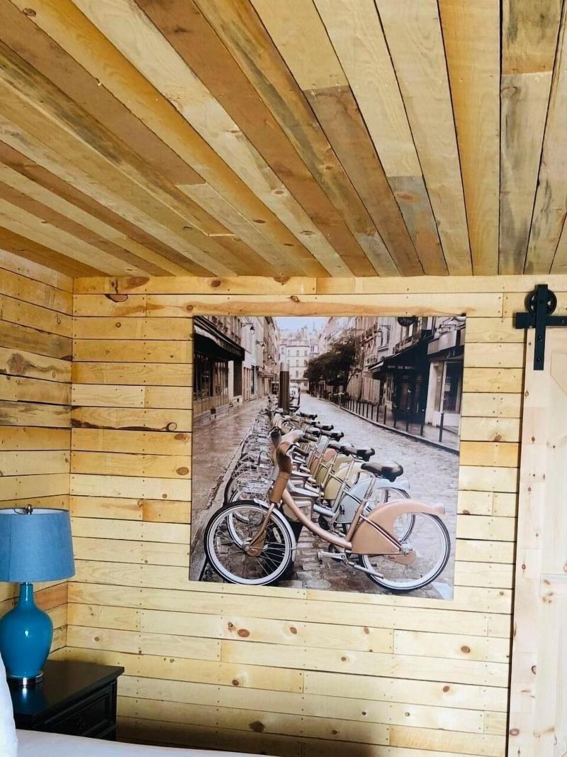 Americas Best Value Inn Wall image