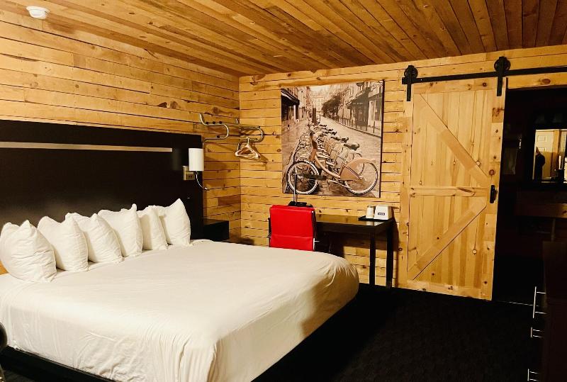 Americas Best Value Inn Wall image