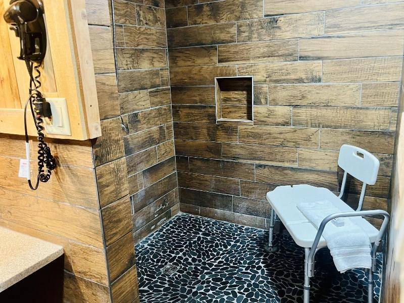 Americas Best Value Inn Wall image