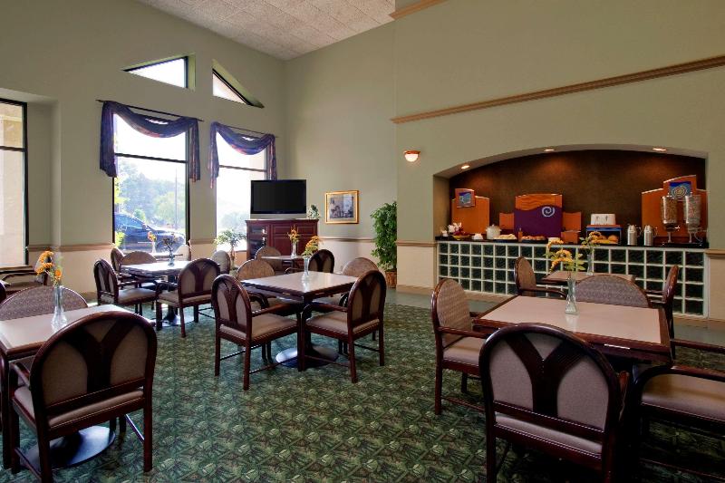 Americas Best Value Inn Tunica Resort image