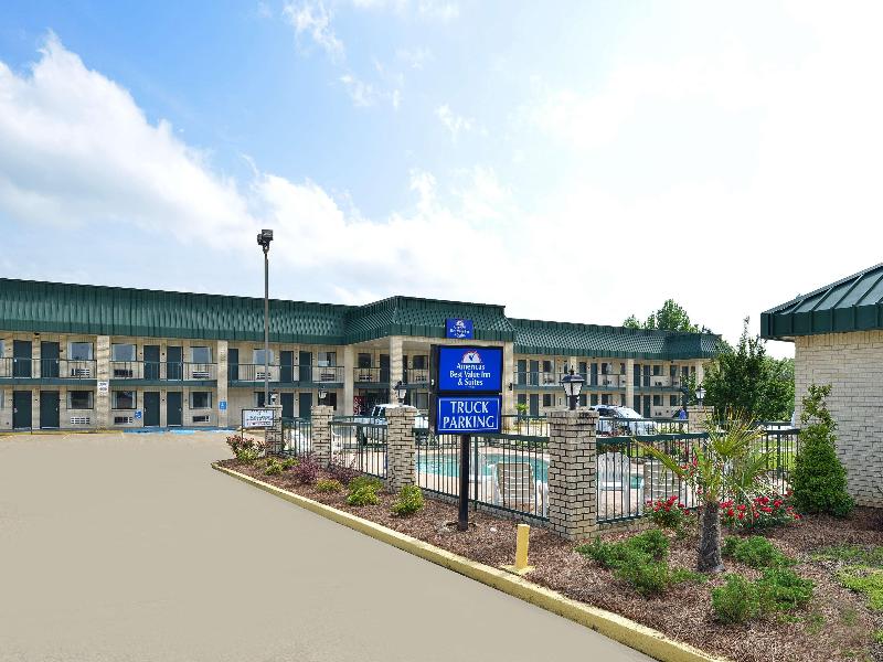 Americas Best Value Inn Suites Winona image