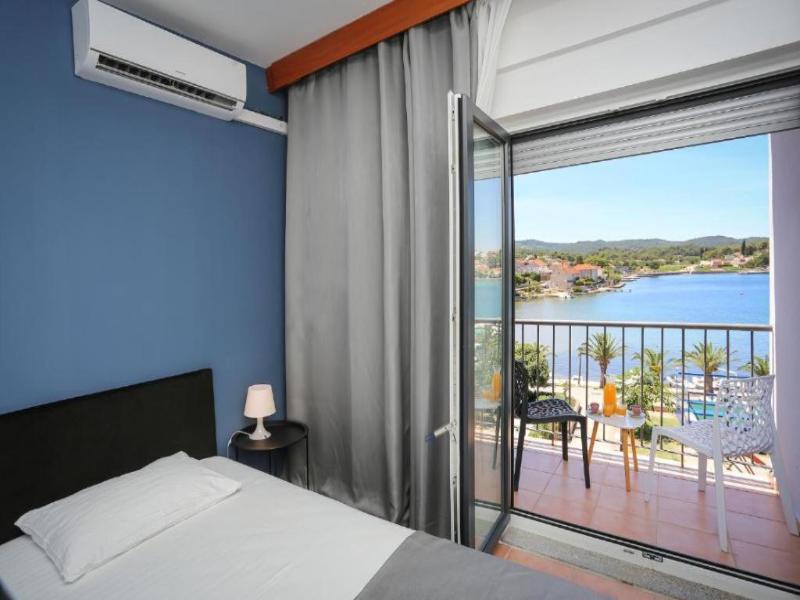 Hotel Lumbarda (New Management 2023) image