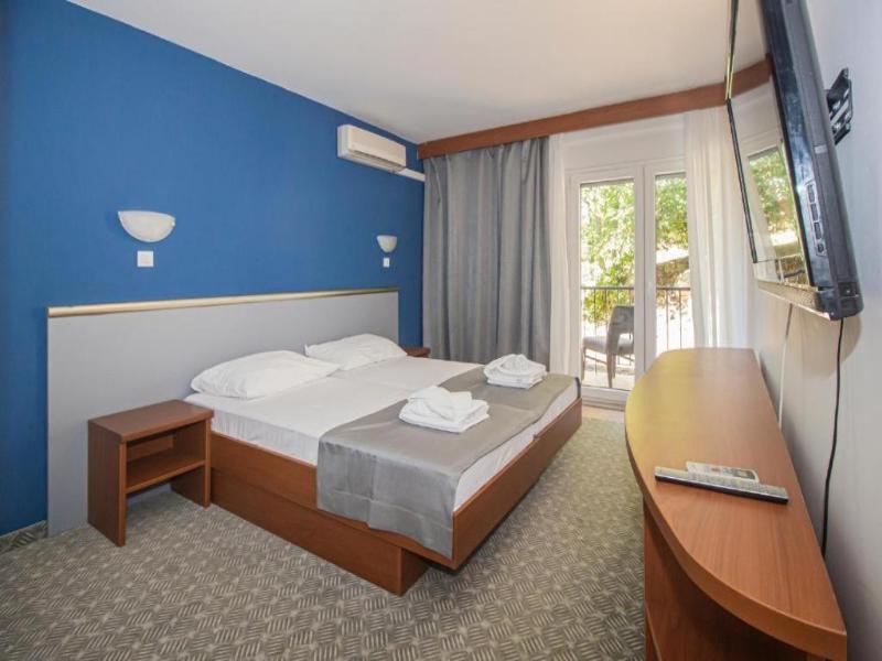 Hotel Lumbarda (New Management 2023) image