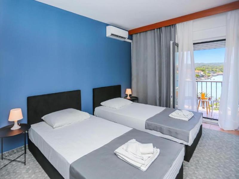 Hotel Lumbarda (New Management 2023) image