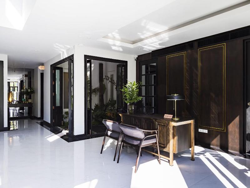 Cheeva Dee Hotel