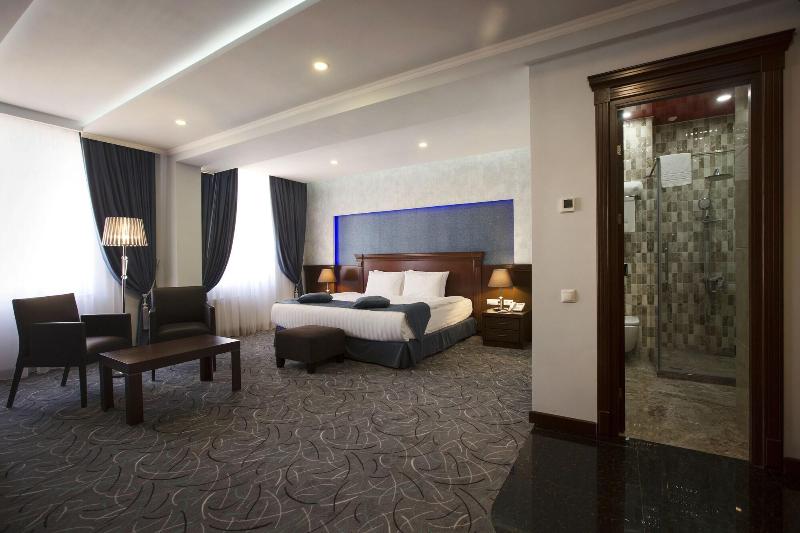 Central Hotel image