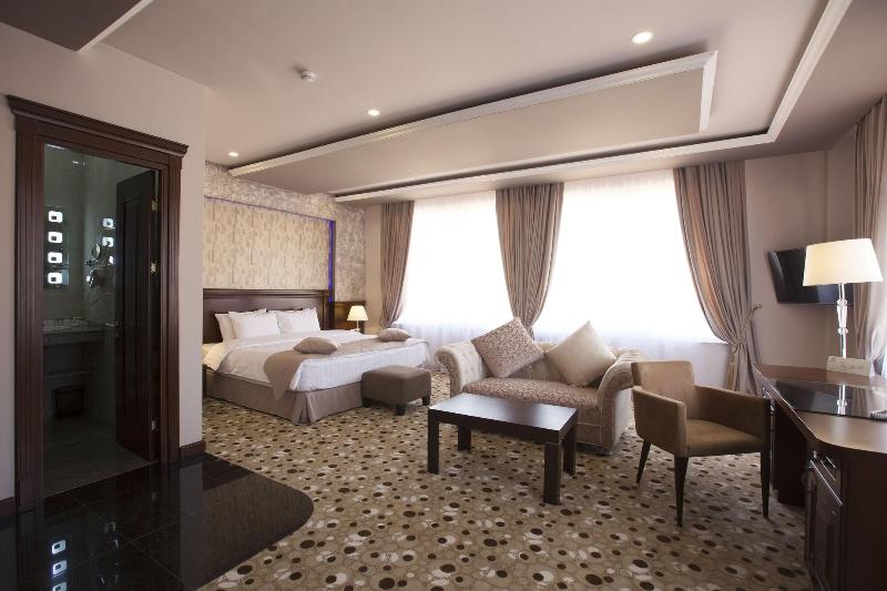 Central Hotel image