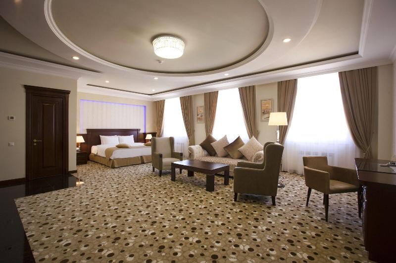 Central Hotel image