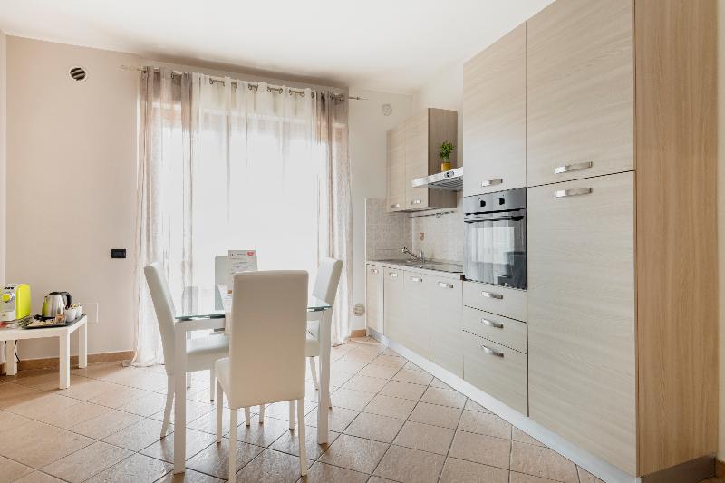 HQ Aparthotel Milano Inn – Smart Suites image