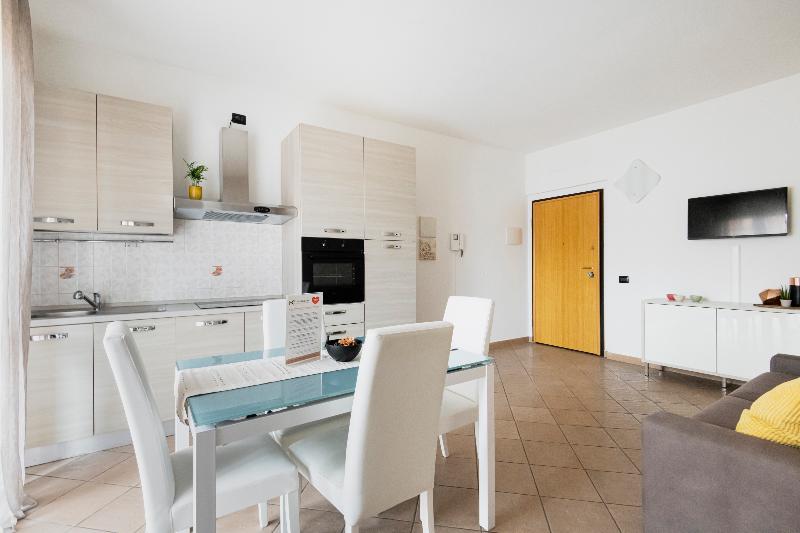 HQ Aparthotel Milano Inn – Smart Suites image