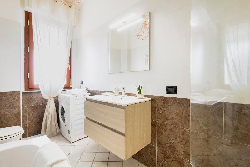 HQ Aparthotel Milano Inn – Smart Suites image