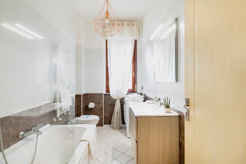 HQ Aparthotel Milano Inn – Smart Suites image