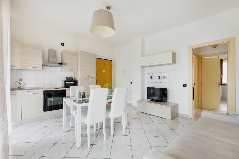 HQ Aparthotel Milano Inn – Smart Suites image