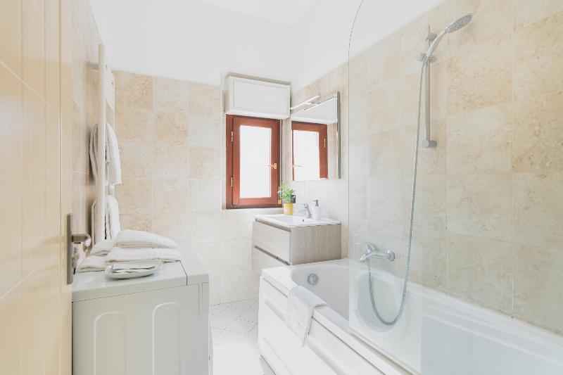 HQ Aparthotel Milano Inn – Smart Suites image
