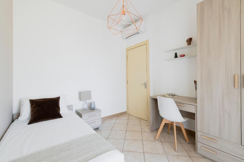 HQ Aparthotel Milano Inn – Smart Suites image