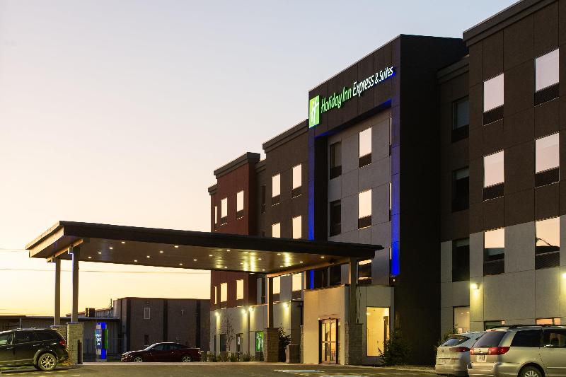 Holiday Inn Express & Suites North Battleford