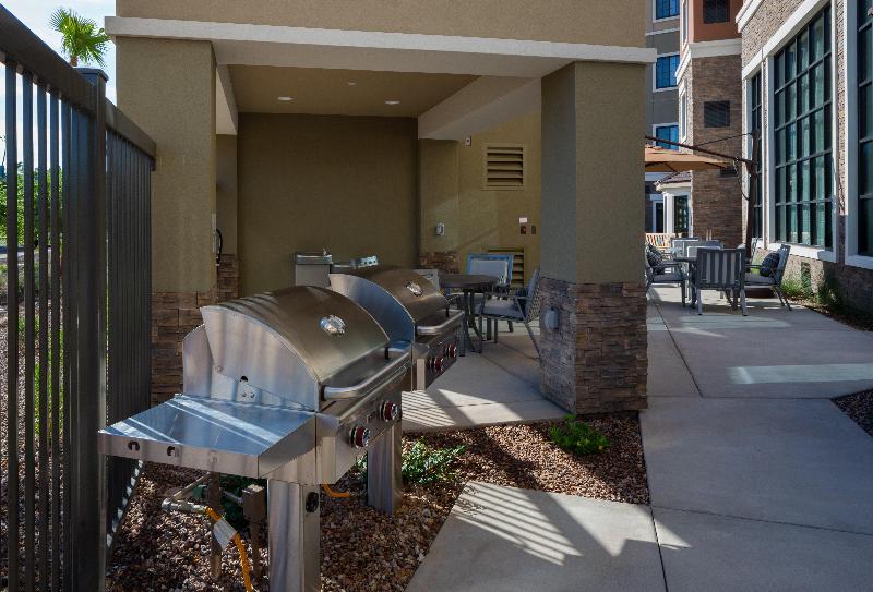 Staybridge Suites Phoenix - Biltmore Area