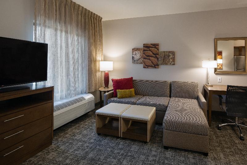 Staybridge Suites Phoenix - Biltmore Area image