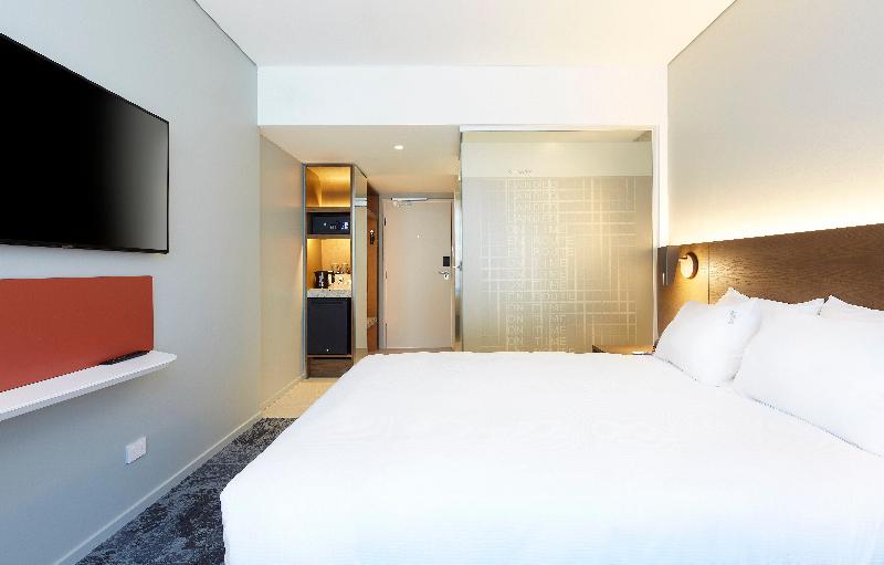 Holiday Inn Express Sydney Airport image