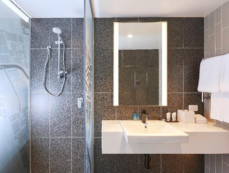 Holiday Inn Express Melbourne Southbank image