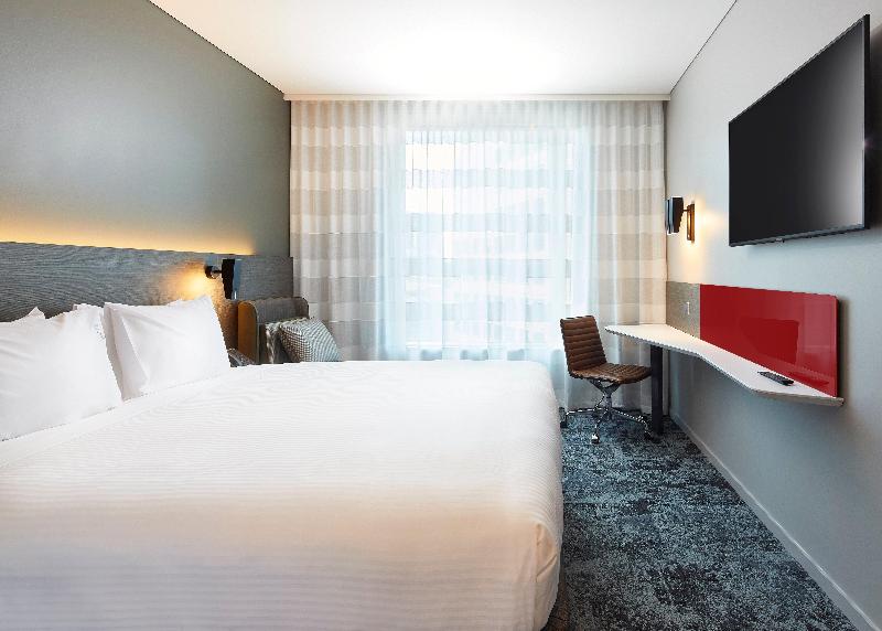 Holiday Inn Express Melbourne Southbank image