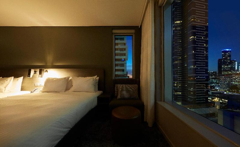 Holiday Inn Express Melbourne Southbank image