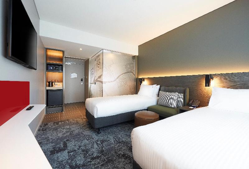 Holiday Inn Express Melbourne Southbank image
