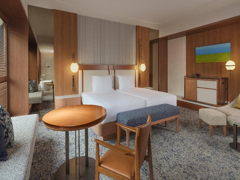 Intercontinental Hotels Yokohama Pier 8 image