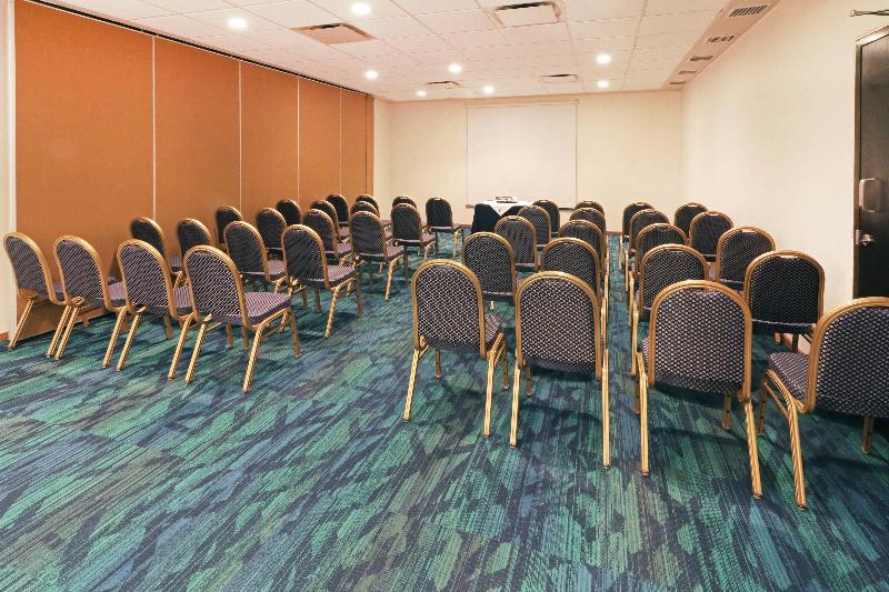 Holiday Inn Express Tuxpan image