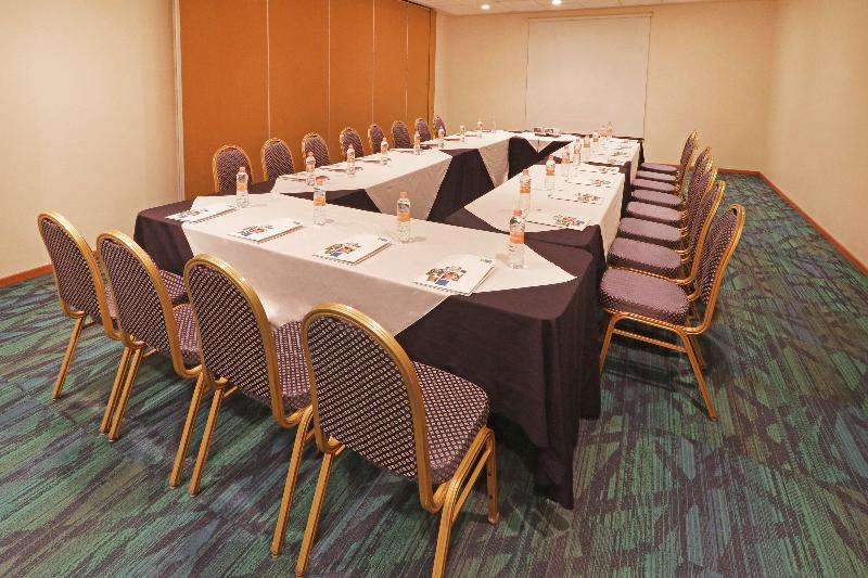 Holiday Inn Express Tuxpan image