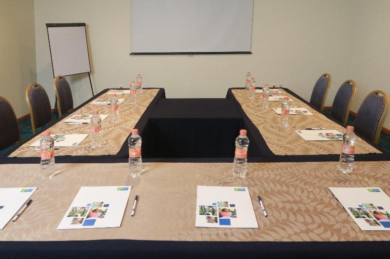Holiday Inn Express Tuxpan image