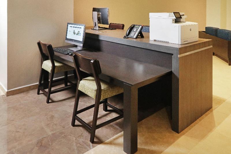 Holiday Inn Express Tuxpan image