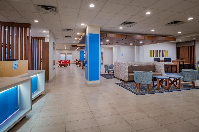 Holiday Inn Express & Suites N Waco Area - West image