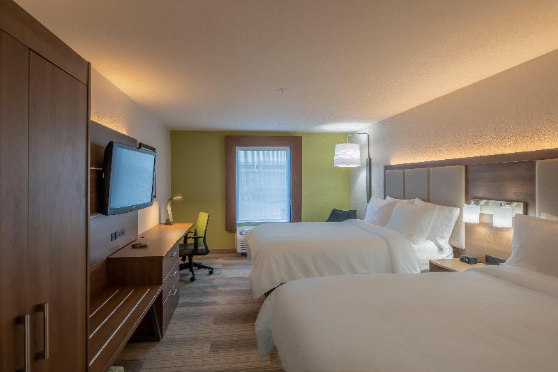 Holiday Inn Express & Suites N Waco Area - West image