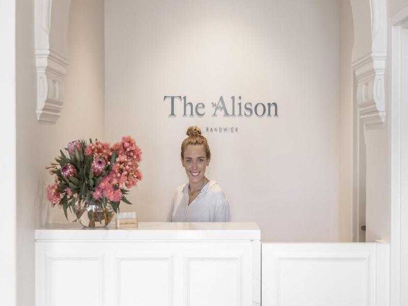 Alison Lodge image