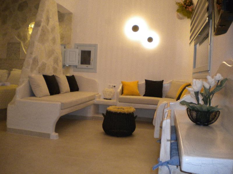 Starlight Luxury Seaside Villa & Suites image