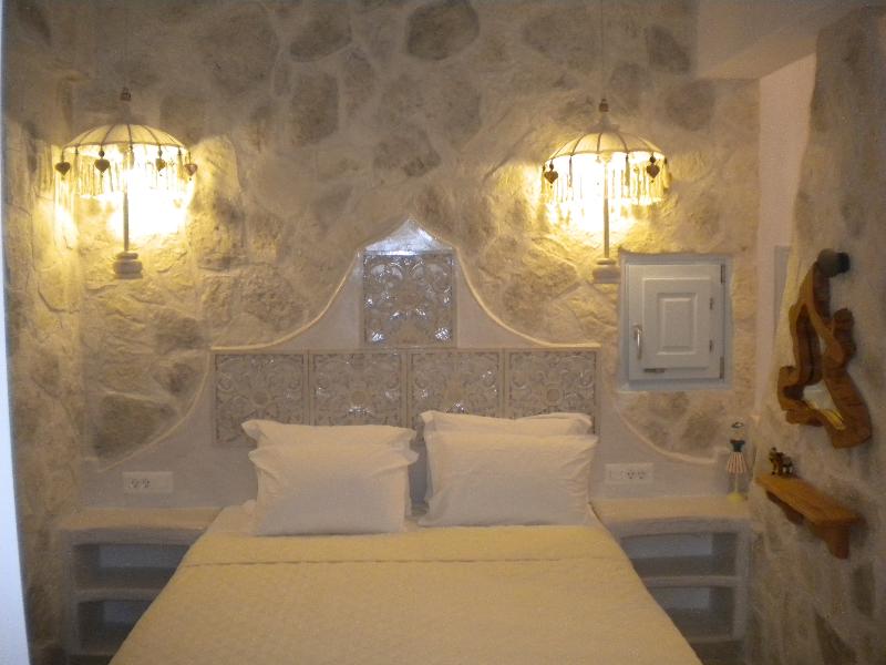 Starlight Luxury Seaside Villa & Suites image