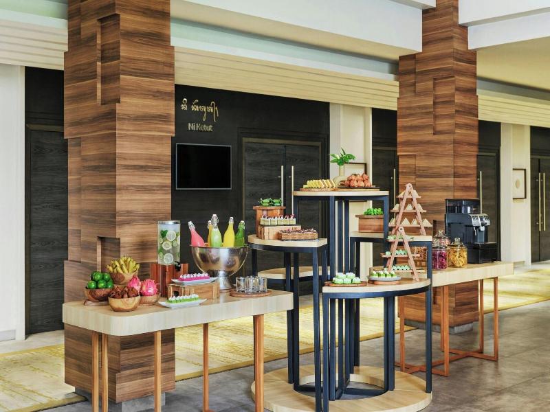 Fairfield By Marriott Bali Kuta Sunset Road image