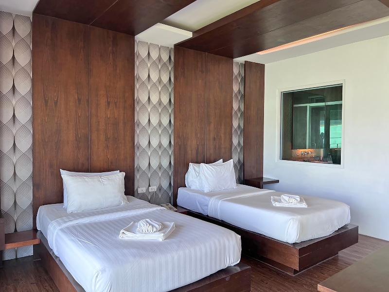 Phi Phi Cliff Beach Resort image