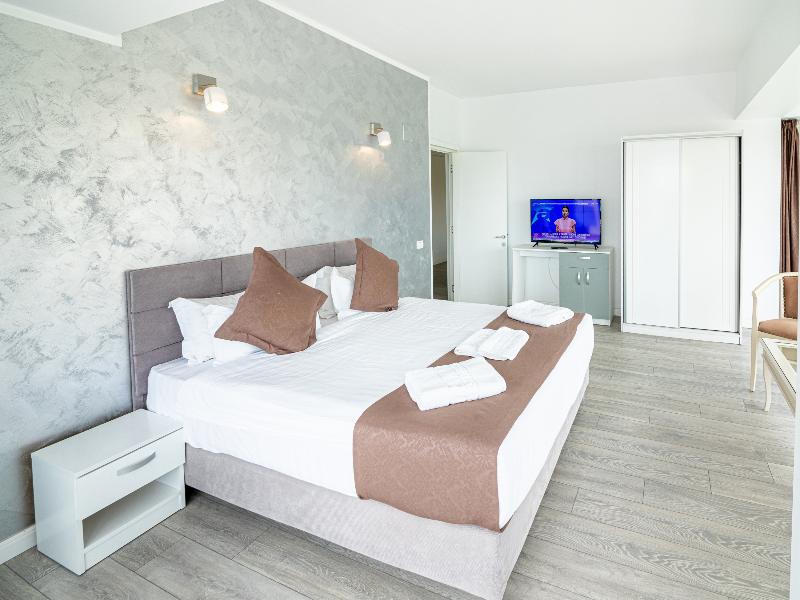 Miramare Residence image