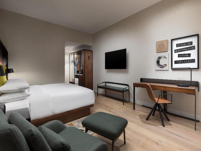 Hyatt Centric Mountain View image