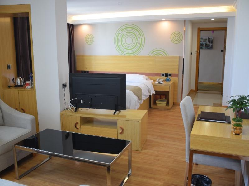 GreenTree Inn Qingyuan Qinghe Avenue Branch