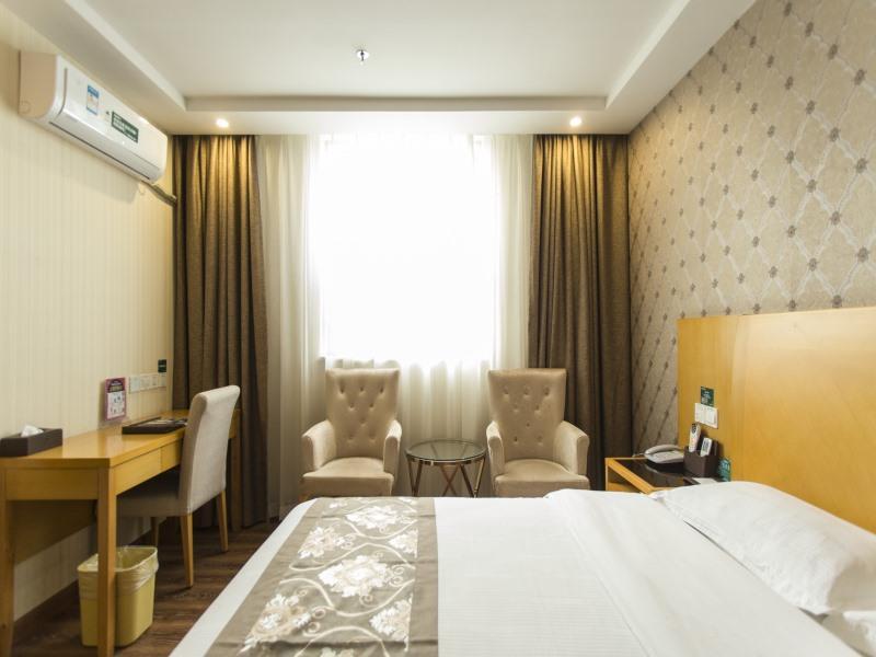Greentree Inn Zhuhai Light Rail Pearl Stat Express
